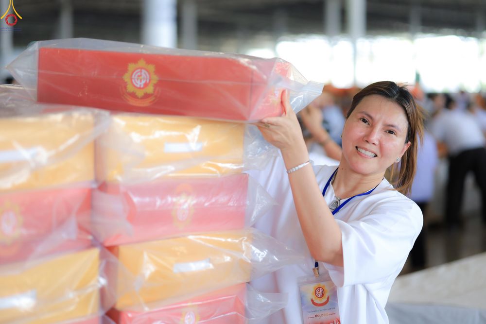 ภาพ No.322152:วันที่ 14 เมษายน พ.ศ.2569 การเตรียมกล่องไทยธรรม วันสุดท้าย เพื่องานถวายมหาสังฆทาน 40,000 กว่าวัดทั่วประเทศ วันคุ้มครองโลก 22 เมษายน พ.ศ.2569 วัดพระธรรมกาย