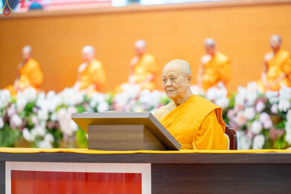 ภาพ No.281064:วันที่ 21 ธันวาคม พ.ศ.2568 พิธีมุทิตาหลวงพ่อทัตตชีโว ณ ห้องแก้วสารพัดนึก วัดพระธรรมกาย