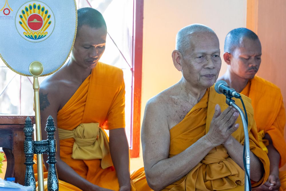 ภาพ No.293400:วันที่ 12 มกราคม พ.ศ. 2569 พิธีทอดผ้าป่าทำนุบำรุงศาสนสถาน ณ วัดผาสุการาม อ.บางเลน จ.นครปฐม ในโครงการธรรมยาตรา กตัญญูบูชา มหาปูชนียาจารย์ พระมงคลเทพมุนี(สด จนฺทสโร) พระผู้ปราบมาร อนุสรณ์สถาน 7 แห่ง ปีที่ 14