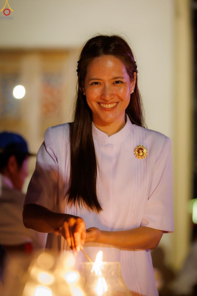 ภาพ No.297178:วันที่ 17 มกราคม พ.ศ. 2569 พิธีจุดประทีปถวายเป็นพุทธบูชา และบูชาธรรมมหาปูชนียาจารย์ (ภาพชุดที่ 2) ณ วัดโบสถ์บน ต.บางคูเวียง จ.นนทบุรี อนุสรณ์สถานลำดับที่ 4 สถานที่เกิดด้วยกายธรรม ในโครงการธรรมยาตรา กตัญญูบูชา มหาปูชนียาจารย์ พระมงคลเทพมุนี(สด จนฺทสโร) พร