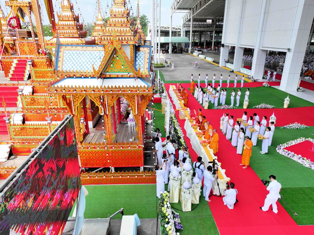 ภาพ No.316549:วันอาทิตย์ที่ 29 มีนาคม พ.ศ. 2569 พิธีทอดผ้าบังสุกุลและพิธีชำระร่าง โยมพ่อณรงค์ จินตมากุล  สิริอายุ 99 ปี 11 เดือน โยมบิดา พระครูปลัดรัตนวีรวัฒน์ (รังสฤษดิ์ อิทฺธิจินตโก) ที่ปรึกษาเจ้าคณะจังหวัดปทุมธานี เจ้าอาวาสวัดพระธรรมกาย  ณ ฌาปนสถานชั่วคราว ทางเข้า 