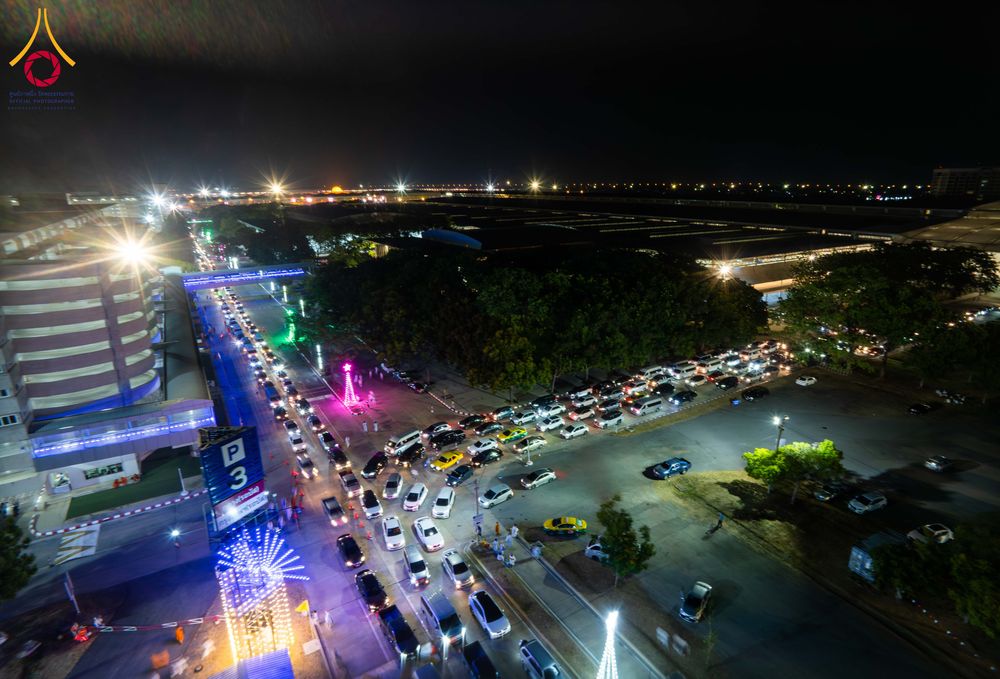 ภาพ No.324578:วันที่ 22 เมษายน พ.ศ.2569 (วันคุ้มครองโลก) บรรยากาศพระสังฆาธิการและสาธุชน การเดินทางกลับ งานถวายมหาสังฆทาน 40,000 กว่าวัดทั่วประเทศ วัดพระธรรมกาย