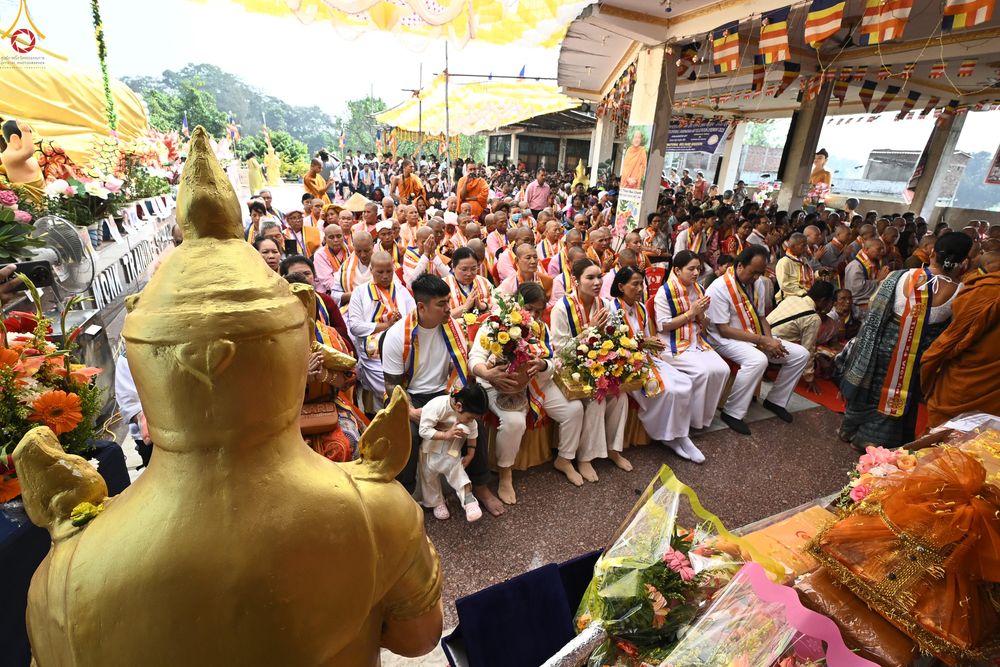 ภาพ No.284054:วันที่ 5 พฤศจิกายน พุทธศักราช 2568 กฐินสมทบวัดต่างประเทศ โดยคณะศิษยานุศิษย์ บูชาธรรม 81 ปี หลวงพ่อธัมมชโย ณ วัดพุทธนานาชาติเพื่อสวัสดิการสากล (Buddha International Welfare Mission)  เมืองพุทธคยา ประเทศอินเดีย