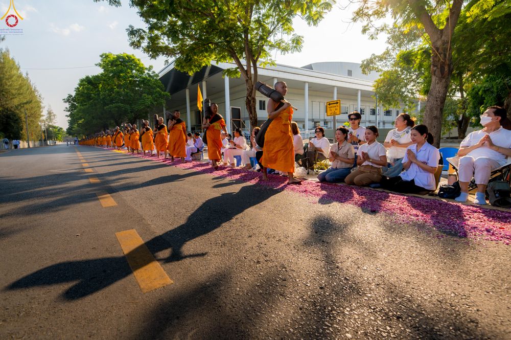 ภาพ No.305900:วันที่ 25 มกราคม พ.ศ. 2569 พิธีต้อนรับพระธรรมยาตรา วัดพระธรรมกาย(ภาพชุดที่ 3) ในโครงการธรรมยาตรา กตัญญูบูชา มหาปูชนียาจารย์ พระมงคลเทพมุนี(สด จนฺทสโร) พระผู้ปราบมาร อนุสรณ์สถาน 7 แห่ง ปีที่ 14