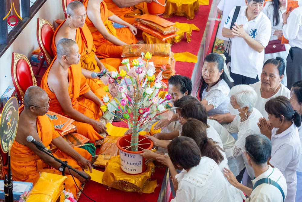 ภาพ No.296548:วันที่ 16 มกราคม พ.ศ. 2569 พิธีทอดผ้าป่าทำนุบำรุงศาสนสถาน ณ วัดสิงห์ ต.บางคูเวียง อ.บางกรวย จ.นนทบุรี อนุสรณ์สถานลำดับที่ 4 สถานที่เกิดด้วยกายธรรม ในโครงการธรรมยาตรา กตัญญูบูชา มหาปูชนียาจารย์ พระมงคลเทพมุนี(สด จนฺทสโร) พระผู้ปราบมาร อนุสรณ์สถาน 7 แห่ง ป