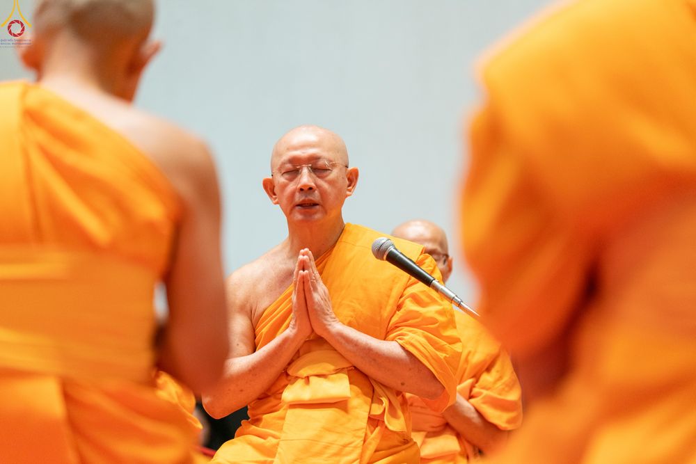 ภาพ No.335409:วันเสาร์ที่ 13 มิถุนายน พ.ศ.2569 พิธีขอบรรพชา , พิธีขอสรณคมน์และศีล , พิธีถวายบาตร , พิธีอุปสมบท โครงการอุปสมบทหมู่ผู้บริหาร รุ่นที่ 16 , โครงการอุปสมบทหมู่ธรรมทายาท  ระดับอุดมศึกษา รุ่นที่ 53 (ภาคฤดูฝน) ณ โบสถ์พระไตรปิฏก วัดพระธรรมกาย