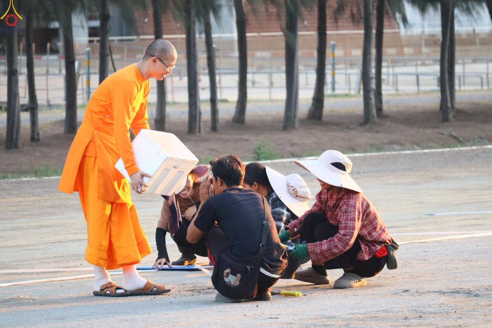 ภาพ No.320970:วันที่ 9 เมษายน พ.ศ.2569 การเตรียมงานจราจร เพื่องานถวายมหาสังฆทาน 40,000 กว่าวัดทั่วประเทศ วันคุ้มครองโลก 22 เมษายน พ.ศ.2569 วัดพระธรรมกาย