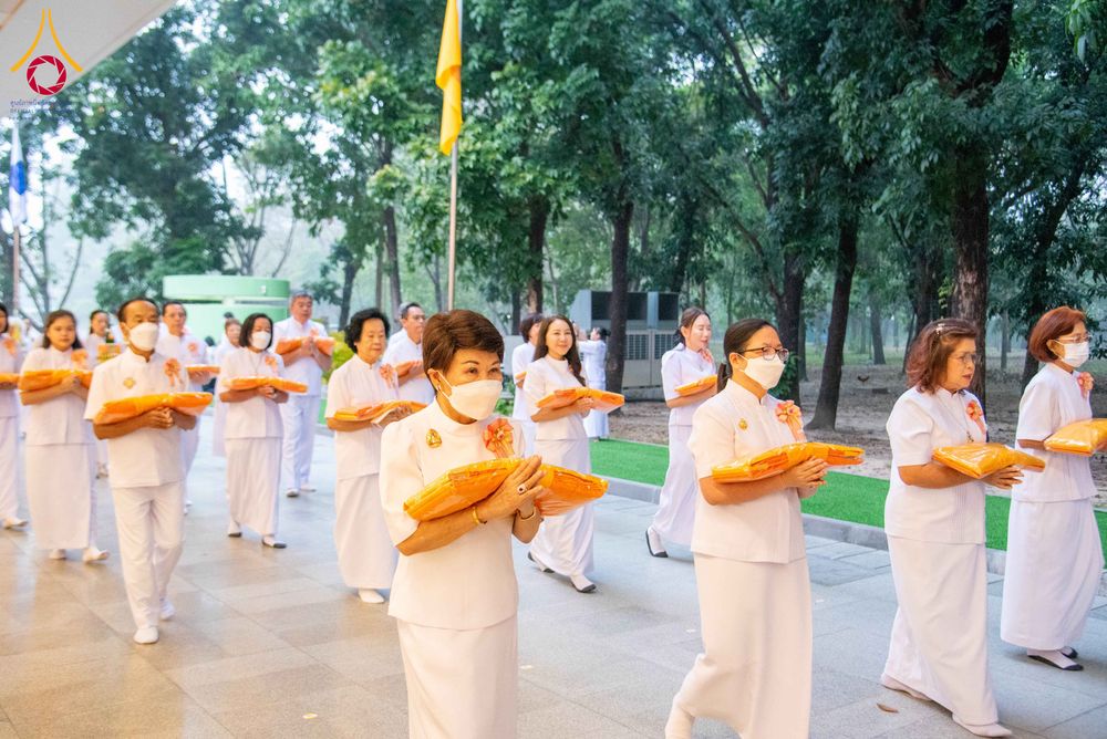 ภาพ No.298088:วันเสาร์ที่ 17 มกราคม พ.ศ. 2569 พิธีบรรพชาอุปสมบท โครงการอุปสมบทหมู่ บูชาธรรมครบ 117 ปี คุณยายอาจารย์มหารัตนอุบาสิกาจันทร์ ขนนกยูง  ณ อุโบสถพระไตรปิฎก วัดพระธรรมกาย