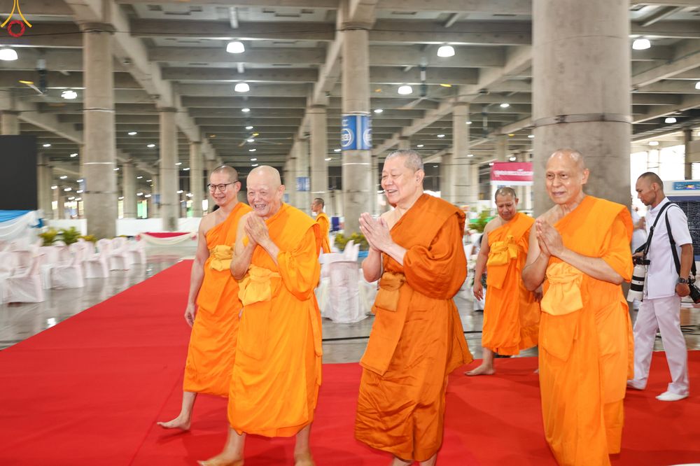 ภาพ No.323484:วันที่ 22 เมษายน พ.ศ.2569(วันคุ้มครองโลก) งานถวายมหาสังฆทาน 40,000 กว่าวัดทั่วประเทศ การเดินทางเข้าวัด , การต้อนรับปฏิสันถารพระสังฆาธิการ  ,  การจัดเตรียมภัตตาหาร , การลงทะเบียน