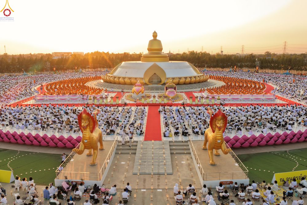 ภาพ No.302106:วันที่ 23 มกราคม พ.ศ. 2569 พิธีจุดประทีปธรรมถวายเป็นพุทธบูชา และบูชาธรรมมหาปูชนียาจารย์  ณ อนุสรณ์สถานลำดับที่ 5 สถานที่เผยแผ่วิชชาธรรมกายครั้งแรก อนุสรณ์สถานบางปลา วัดบางปลา อำเภอบางเลน จังหวัดนครปฐม ในโครงการธรรมยาตรา กตัญญูบูชา มหาปูชนียาจารย์ พระมงคล