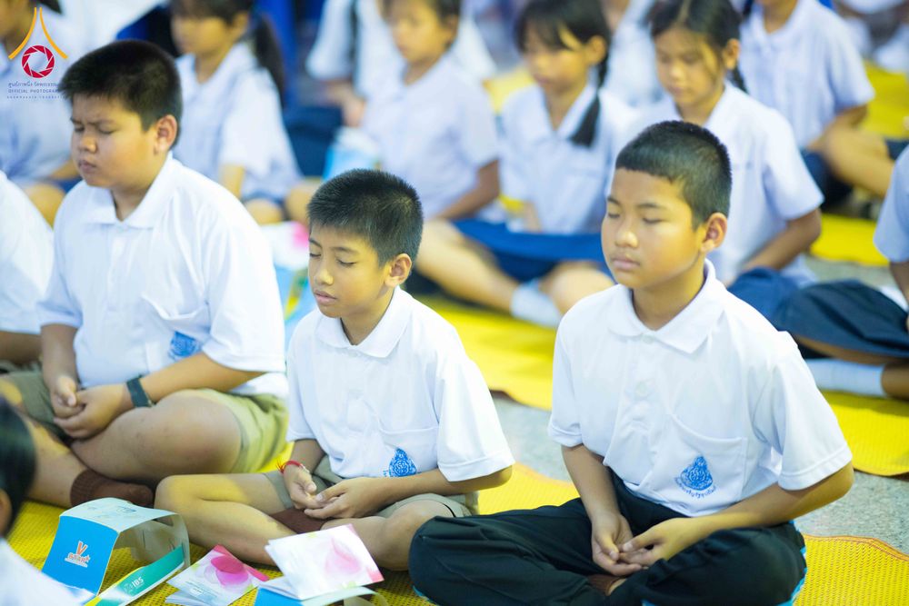 ภาพ No.304336:วันที่ 27 มกราคม พ.ศ. 2569 พิธีทอดผ้าป่าทำนุบำรุงศาสนสถาน ณ วัดไทยเจริญ อ.บางกรวย จ.นนทบุรี ในโครงการธรรมยาตรา กตัญญูบูชา มหาปูชนียาจารย์ พระมงคลเทพมุนี(สด จนฺทสโร) พระผู้ปราบมาร อนุสรณ์สถาน 7 แห่ง ปีที่ 14