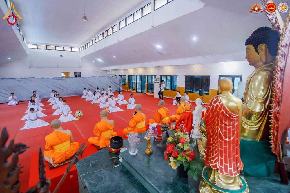 ภาพ No.284532:วันพุธที่ 17  ธันวาคม พ.ศ.2568  พิธีบวชอุบาสิกาแก้ว อินโดนีเซีย ณ ประเทศอินโดนีเซีย