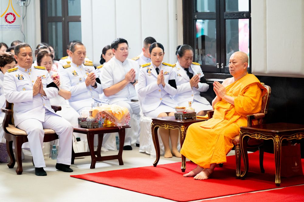 ภาพ No.332367:วันเสาร์ที่ 6 มิถุนายน พ.ศ.2569 พิธีต้อนรับสัญญาบัตร พัดยศ พระราชภาวนาวชิรวิเทศ วิ. ณ อุโบสถพระไตรปิฏก วัดพระธรรมกาย