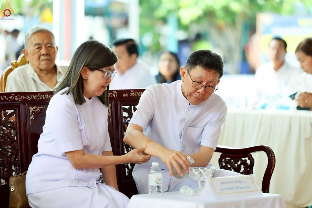 ภาพ No.252593:วันที่ 11 ตุลาคม พ.ศ. 2568 พิธีทอดกฐินสามัคคีทั่วไทย 30,000 วัด โดยคณะศิษยานุศิษย์ บูชาธรรม 81 ปี หลวงพ่อธัมมชโย ณ วัดมงคลพุกการาม ต. คลองสี่  อ.คลองหลวง จ.ปทุมธานี