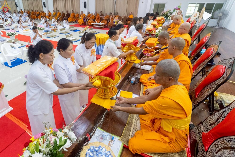 ภาพ No.263834:วันที่ 23 ตุลาคม พ.ศ. 2568 พิธีทอดกฐินสามัคคีทั่วไทย 30,000 วัด โดยคณะศิษยานุศิษย์ บูชาธรรม 81 ปี หลวงพ่อธัมมชโย ณ ธุดงคสถานสุราษฎร์ธานี ต.ขุนทะเล อ.เมือง จ.สุราษฎร์ธานี