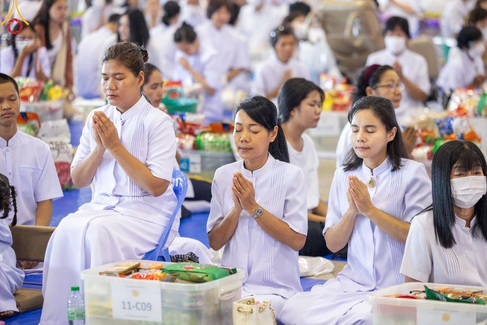 ภาพ No.137166:พิธีตักบาตร และปฏิบัติธรรม ในวันวิสาขบูชา วันพุธที่ 22 พฤษภาคม พ.ศ. 2567 ( วันพระขึ้น15 ค่ำ เดือน 6 ) ณ วัดพระธรรมกาย จ.ปทุมธานี