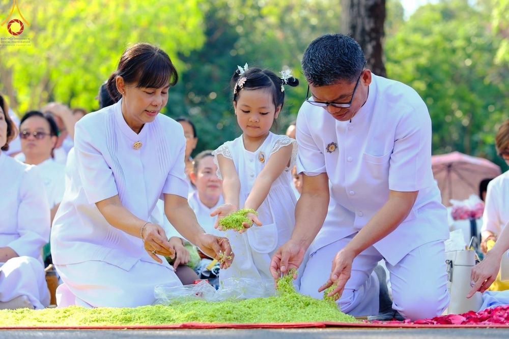 ภาพ No.188421:พิธีต้อนรับพระธรรมยาตรา ในโครงการธรรมยาตรา กตัญญูบูชา มหาปูชนียาจารย์ พระมงคลเทพมุนี(สด จนฺทสโร) พระผู้ปราบมาร อนุสรณ์สถาน 7 แห่ง ปีที่ 13 วันที่ 2 มกราคม พ.ศ. 2568 ณ วัดพระธรรมกาย จ.ปทุมธานี