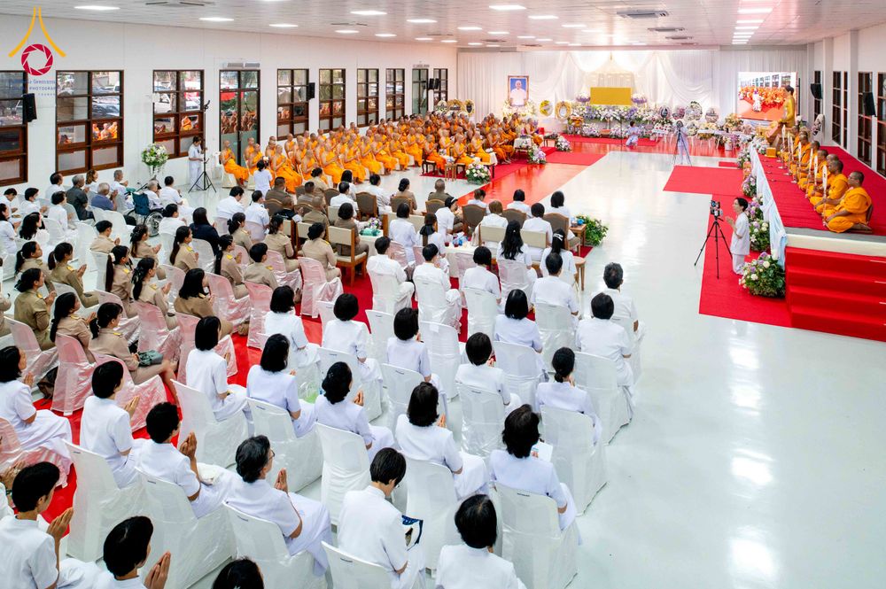 ภาพ No.315140:วันจันทร์ที่ 23 มีนาคม พ.ศ. 2569 พิธีบำเพ็ญกุศล คุณพ่อณรงค์ จินตมากุล  สิริอายุ 99 ปี 11 เดือน โยมบิดา พระครูปลัดรัตนวีรวัฒน์ (รังสฤษดิ์ อิทฺธิจินตโก) ที่ปรึกษาเจ้าคณะจังหวัดปทุมธานี เจ้าอาวาสวัดพระธรรมกาย  ณ ห้องปลูกศรัทธา 2 วัดพระธรรมกาย ปทุมธานี