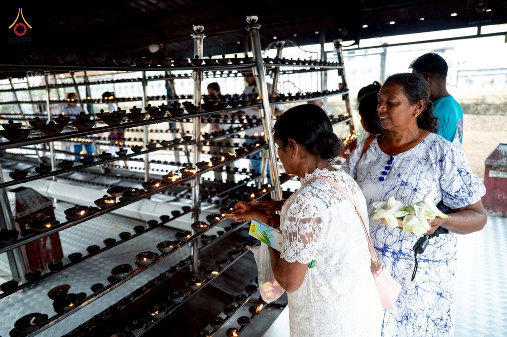 ภาพ No.264476:วันที่ 23 ตุลาคม พ.ศ. 2568 พิธีทอดกฐินสมทบ วัดกัลยาณมิตรต่างประเทศ  บูชาธรรม 81 ปี หลวงพ่อธัมมชโย  ณ วัดศรีอโรคา รามายา , วัดศรีธรรมราชา , วัดเปรดีปะกันเด วิหารายา ในเมืองมาตะเล ประเทศศรีลังกา 