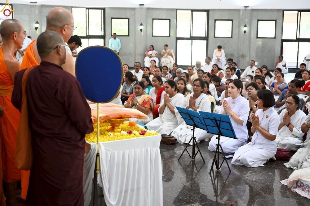 ภาพ No.263297:วันที่ 14 ตุลาคม พ.ศ. 2568 กฐินวัดถ้ำพุทธตรีรัศมี เมืองนาสิก รัฐมหาราษฎร์ ประเทศอินเดีย 