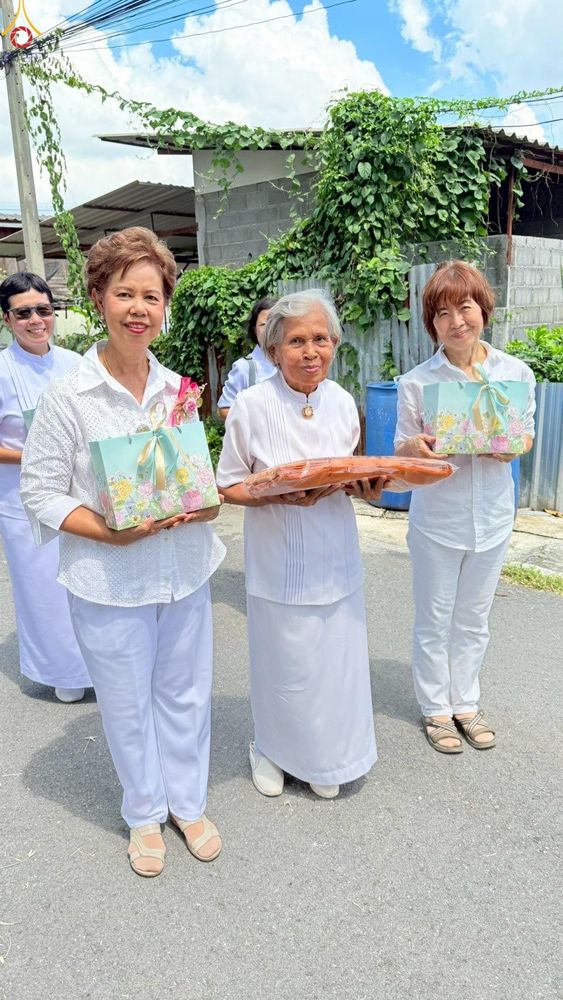 ภาพ No.282869:วันที่ 26 ตุลาคม พ.ศ.2568 พิธีทอดกฐินสามัคคีทั่วไทย 30,000 วัด  โดยคณะศิษยานุศิษย์ บูชาธรรม 81 ปี  หลวงพ่อธัมมชโย ณ วัดอัมพวนาราม อำเภอบ้านโป่ง จ. สระบุรี