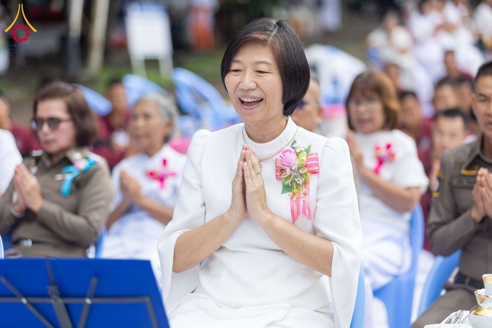 ภาพ No.351465:วันที่ 22 กันยายน พ.ศ. 2569  พิธีตักบาตรสามเณรธรรมทายาท โครงการบรรพชาพัฒนาคุณธรรม จริยธรรม  สำหรับนักเรียนนายสิบตำรวจ (นสต.) รุ่นที่ 16 ศูนย์ฝึกอบรมตำรวจภูธรภาค 1  ณ วัดพระพุทธบาทราชวรมหาวิหาร