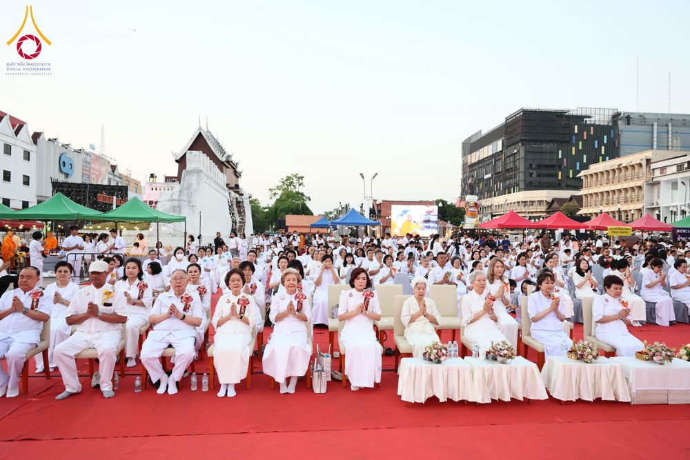 ภาพ No.312702:วันอาทิตย์ที่ 8 มีนาคม พ.ศ.2569 ทำบุญเมืองนครราชสีมา 558 ปี ตักบาตรพระ 10,000 รูป (ภาพชุดที่ 2)