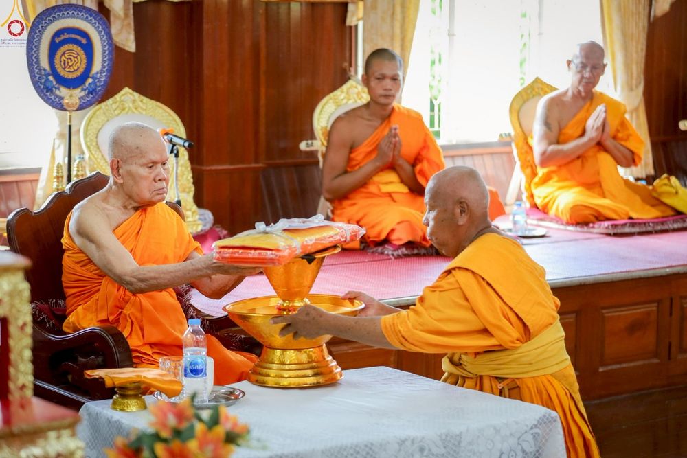 ภาพ No.251944:วันที่ 10 ตุลาคม พ.ศ. 2568 พิธีทอดกฐินสามัคคีทั่วไทย 30,000 วัด โดยคณะศิษยานุศิษย์ บูชาธรรม 81 ปี หลวงพ่อธัมมชโย  ร่วมกับ มหาวิทยาลัยนเรศวร  ณ วัดศรีรัตนาราม(จูงนาง) ต.ท่าทอง อ.เมือง จ.พิษณุโลก