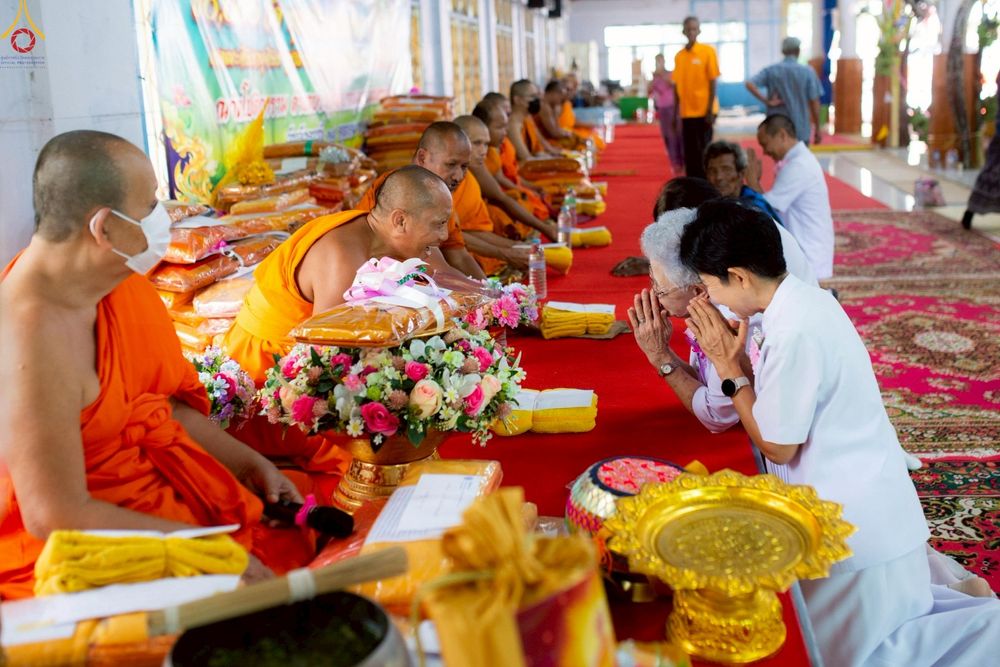 ภาพ No.255542:วันที่ 14 ตุลาคม พ.ศ. 2568 พิธีทอดกฐินสามัคคีทั่วไทย 30,000 วัด โดยคณะศิษยานุศิษย์ บูชาธรรม 81 ปี หลวงพ่อธัมมชโย ณ วัดโชติการาม จ.นครราชสีมา