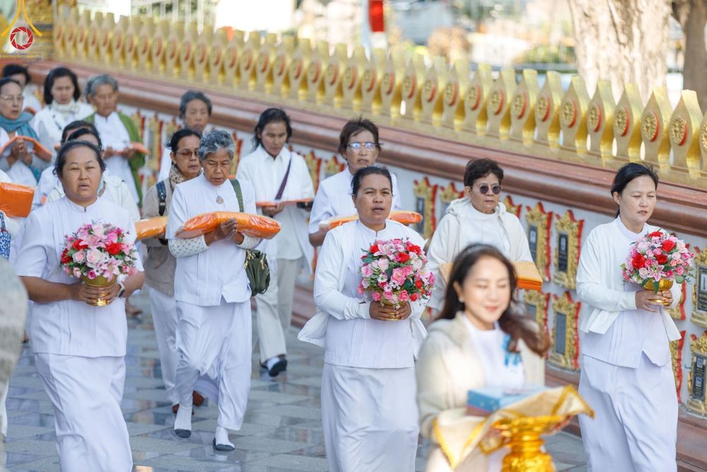 ภาพ No.195744:พิธีทอดผ้าป่าทำนุบำรุงศาสนสถาน ณ วัดตรีพาราสีมาเขต ต.สามเมือง อ.ลาดบัวหลวง จ.พระนครศรีอยุธยา ในโครงการธรรมยาตรา กตัญญูบูชา มหาปูชนียาจารย์ พระมงคลเทพมุนี(สด จนฺทสโร) พระผู้ปราบมาร อนุสรณ์สถาน 7 แห่ง ปีที่ 13 วันที่ 13 มกราคม พ.ศ. 2568