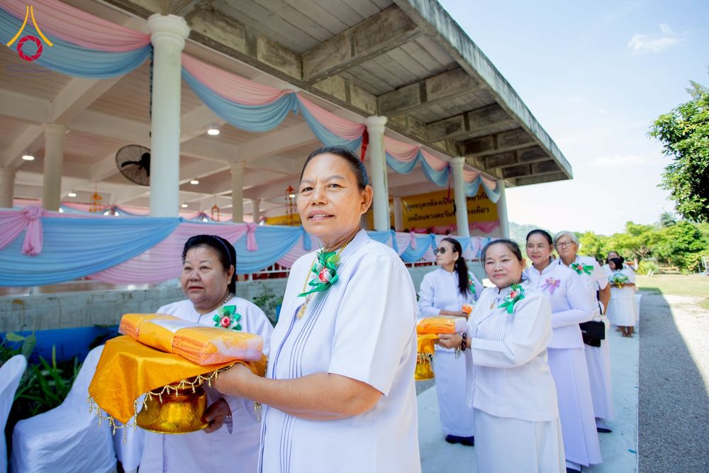 ภาพ No.274614:วันอาทิตย์ที่ 23 พฤศจิกายน พ.ศ. 2568 พิธีทอดผ้าป่าสามัคคี เพื่อระดมทุนสร้างกุฏิที่พักสามเณร ณ ศูนย์ปฏิบัติธรรมสวนผึ้ง จ.ราชบุรี