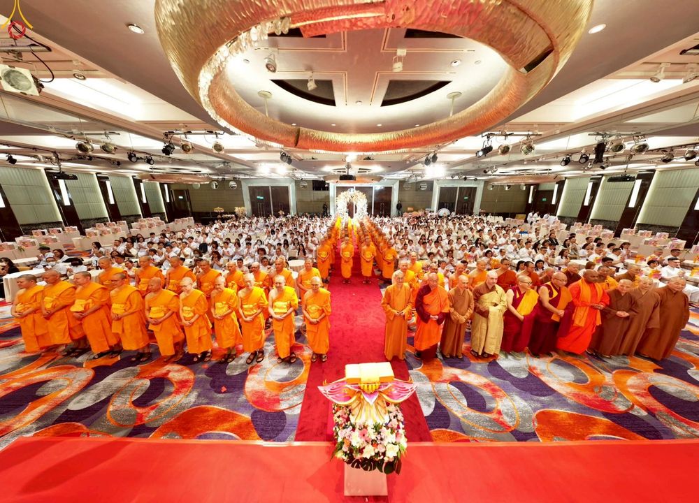 ภาพ No.271430:วันอาทิตย์ที่ 26 ตุลาคม พ.ศ. 2568 พิธีกล่าวสุนทรพจน์รวมสงฆ์ 3 นิกาย  ในวาระครบรอบ 30 ปีวัดพระธรรมกายไทเป