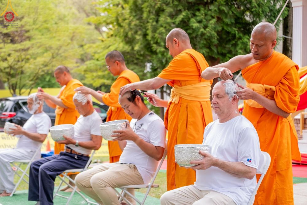 ภาพ No.144561:พิธีตัดปอยผมและปลงผมนาคธรรมทายาท ณ วัดพระธรรมกายนิวเจอร์ซี ประเทศสหรัฐอเมริกา วันที่ 29 มิถุนายน พ.ศ. 2567