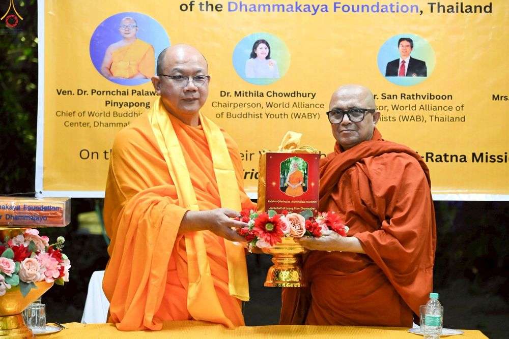 ภาพ No.263437:วันที่ 17 ตุลาคม พ.ศ. 2568 ทอดกฐินสมทบวัดต่างประเทศ ณ ศูนย์เผยแผ่พุทธรัตนะ กรุงเดลลี ประเทศอินเดีย 