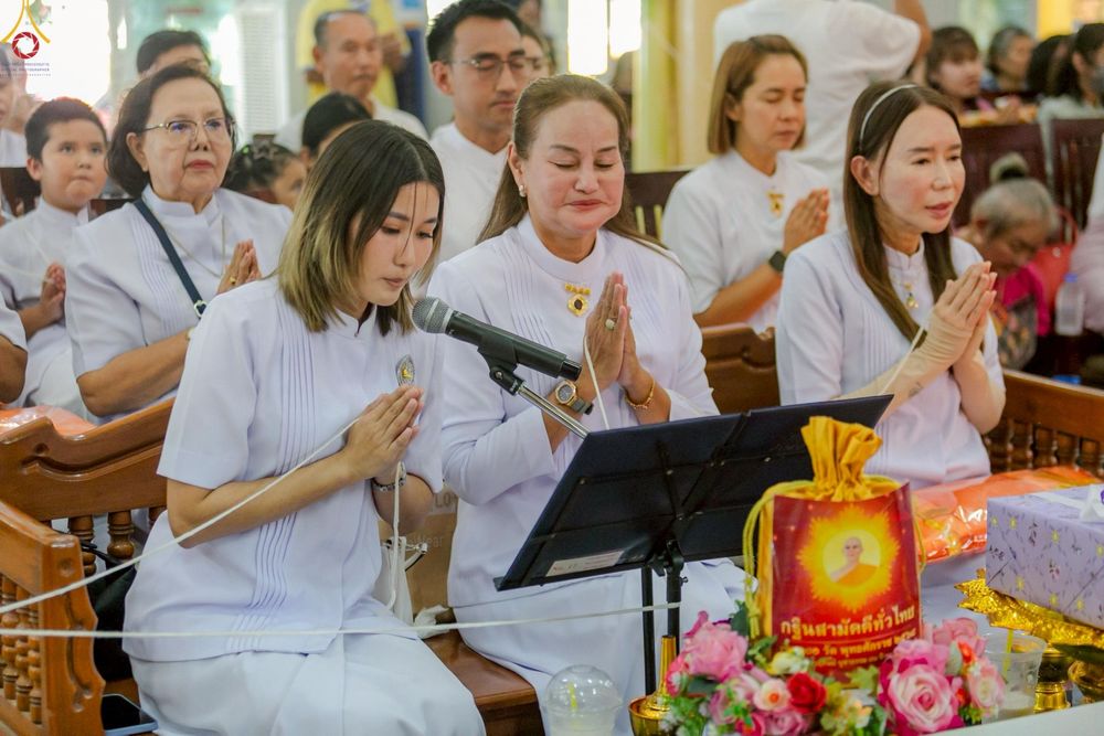 ภาพ No.250952:วันพุธที่ 8 ตุลาคม พ.ศ. 2568 พิธีทอดกฐินสามัคคีทั่วไทย 30,000 วัด โดยคณะศิษยานุศิษย์ บูชาธรรม 81 ปี หลวงพ่อธัมมชโย ณ วัดคลองตันราษฎร์บำรุง อ. บ้านแพ้ว จ. สมุทรสาคร