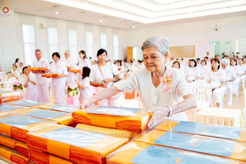 ภาพ No.254241:วันที่ 12 ตุลาคม พ.ศ. 2568 พิธีทอดกฐินสามัคคีวัดพระธรรมกายสิงคโปร์  新加坡法身寺功德衣法会 Dhammakaya Centre Singapore Kathina Ceremony  