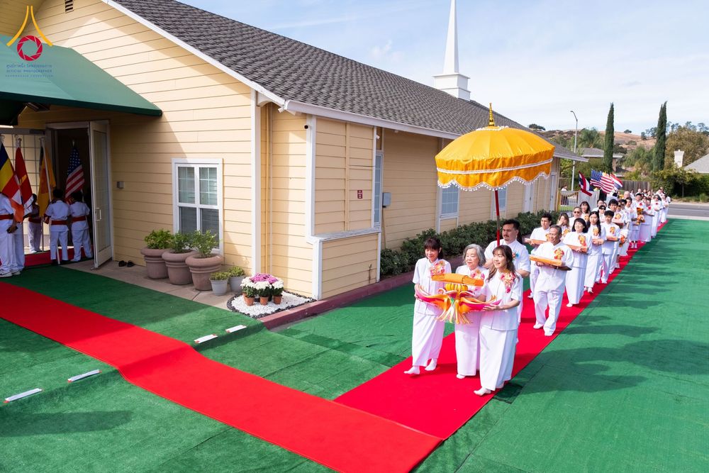 ภาพ No.174995:พิธีทอดกฐิน วัดพระธรรมกายซิลิคอนวัลเลย์ มลรัฐแคลิฟอร์เนีย ประเทศสหรัฐอเมริกา บูชาธรรม 80 ปี หลวงพ่อธัมมชโย โดยคณะศิษยานุศิษย์วัดพระธรรมกาย วันที่ 27 ตุลาคม พ.ศ. 2567