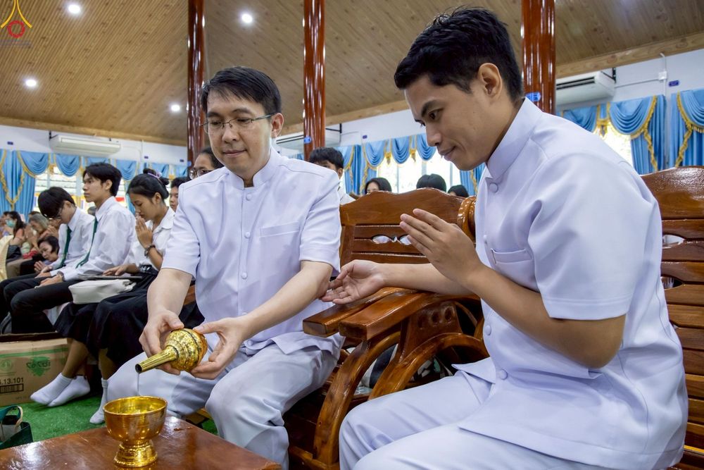 ภาพ No.264111:วันที่ 23 ตุลาคม พ.ศ. 2568 พิธีทอดกฐินสามัคคีทั่วไทย 30,000 วัด โดยคณะศิษยานุศิษย์ บูชาธรรม 81 ปี หลวงพ่อธัมมชโย ณ วัดบ่อน้ำจืด อ.กำแพงแสน จ.นครปฐม