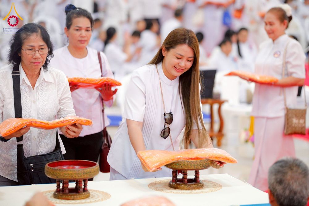 ภาพ No.274927:วันอาทิตย์ที่ 30 พฤศจิกายน พ.ศ. 2568 พิธีทอดผ้าป่า "สร้างองค์พระเจดีย์เพื่อสร้างสันติภาพโลก" ณ ศูนย์ปฏิบัติธรรมระยอง (บ้านช่องลม)