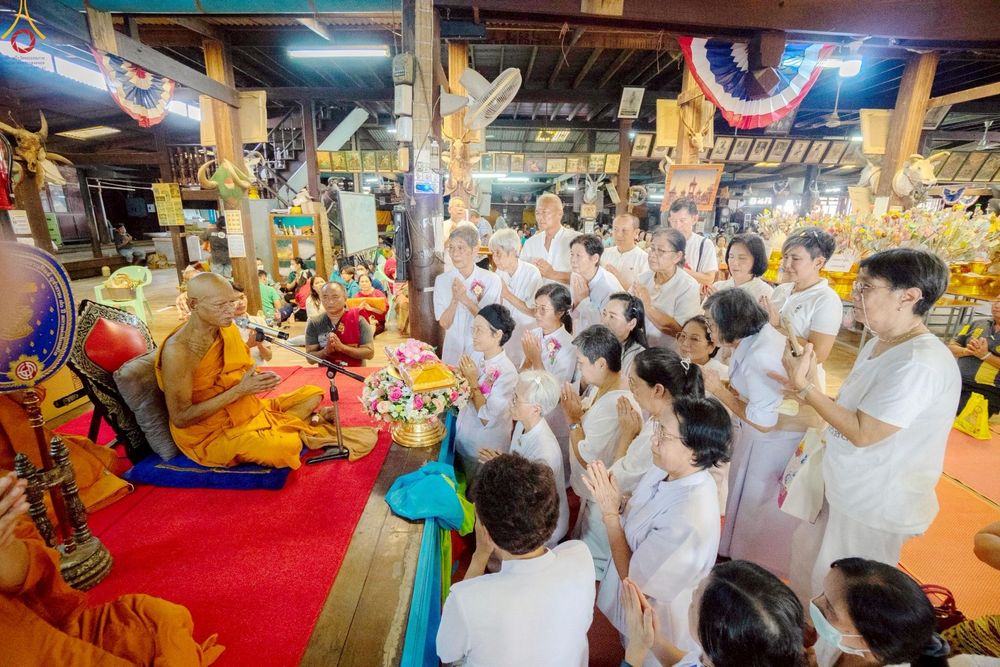 ภาพ No.251869:วันที่ 8 ตุลาคม พ.ศ. 2568 พิธีทอดกฐินสามัคคีทั่วไทย 30,000 วัด โดยคณะศิษยานุศิษย์ บูชาธรรม 81 ปี หลวงพ่อธัมมชโย ณ วัดโคกบำรุงราษฎร์ อ.ดำเนินสะดวก จ.ราชบุรี