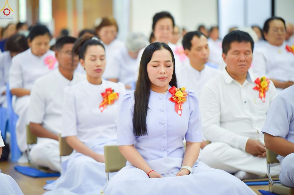 ภาพ No.249930:วันอังคารที่ 30 กันยายน พ.ศ. 2568 พิธีตอกเสามงคลต้นแรกอาคารเศรษฐีถาวร ที่พักผู้มาปฏิบัติธรรม ณ ศูนย์ปฏิบัติธรรมจันทบุรี