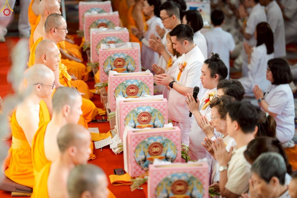 ภาพ No.271462:วันอาทิตย์ที่ 26 ตุลาคม พ.ศ. 2568 พิธีทอดกฐินครบรอบ 30 ปี  วัดพระธรรมกายไทเป และพิธีถวายมหาสังฆทาน 83 รูป  บูชาธรรม 81 ปี หลวงพ่อธัมมชโย