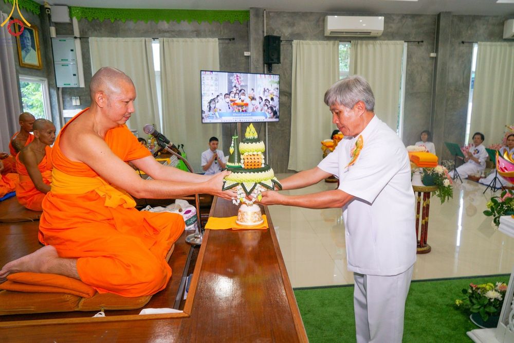 ภาพ No.94304:พิธีทอดกฐินสามัคคี เพื่อขยายที่ดินและสร้างบ้านพักอาสาสมัครเยาวชน ณ ศูนย์ปฏิบัติธรรมดอยหล่อ อ.ดอยหล่อ จ.เชียงใหม่ วันอาทิตย์ที่ ๑๒ พฤศจิกายน พ.ศ. ๒๕๖๖