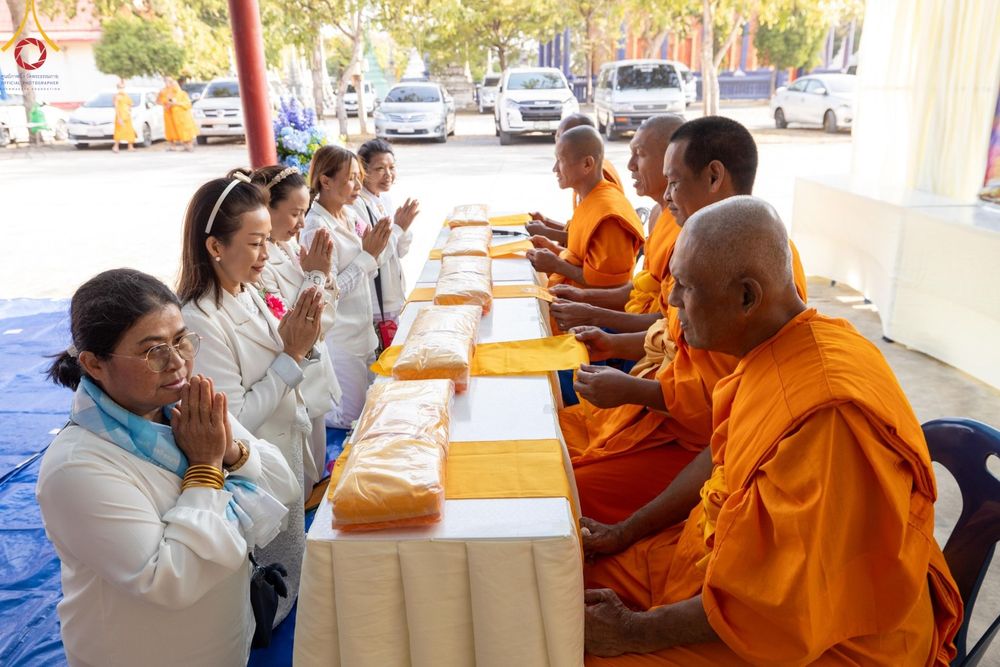 ภาพ No.189918:พิธีทอดผ้าป่าทำนุบำรุงศาสนสถาน ณ วัดอัมพวัน ต.สองพี่น้อง อ.สองพี่น้อง จ.สุพรรณบุรี ในโครงการธรรมยาตรา กตัญญูบูชา มหาปูชนียาจารย์ พระมงคลเทพมุนี(สด จนฺทสโร) พระผู้ปราบมาร อนุสรณ์สถาน 7 แห่ง ปีที่ 13 วันที่ 5 มกราคม พ.ศ. 2568