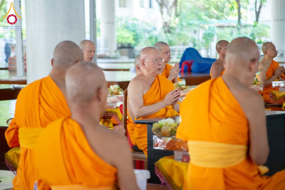 ภาพ No.315415:วันที่ 20 มีนาคม พ.ศ. 2569 พิธีเจริญพระพุทธมนต์ เนื่องในวาระอายุวัฒนมงคล 75 ปี พระเดชพระคุณพระภาวนาธรรมวิเทศ วิ. (ภูเบศ ฌานาภิญโญ) ผู้ช่วยเจ้าอาวาสวัดพระธรรมกาย และเจ้าอาวาสวัดพระธรรมกายเบเนลักซ์ ประเทศเบลเยียม  ณ หอฉันคุณยายอาจารย์ฯ วัดพระธรรมกาย