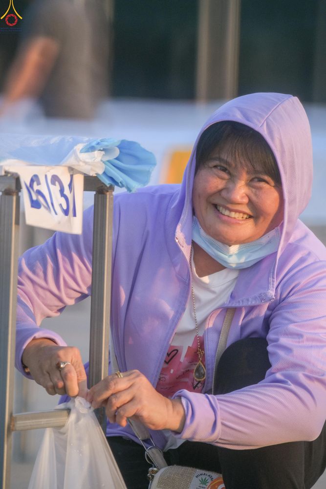 ภาพ No.321552:วันที่ 9-10 เมษายน พ.ศ.2569 การเตรียมงาน มัดถุงน้ำ ถ่วงขาโต๊ะไทยธรรม เพื่องานถวายมหาสังฆทาน 40,000 กว่าวัดทั่วประเทศ วันคุ้มครองโลก 22 เมษายน พ.ศ.2569 วัดพระธรรมกาย