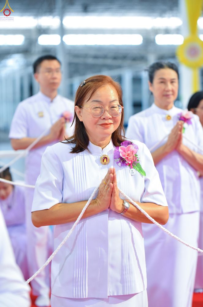 ภาพ No.286312:วันอาทิตย์ที่ 13 กรกฎาคม พ.ศ.2568 พิธีปฎิบัติธรรม และพิธีจุดเทียนใจ ไฟนิรันดร์ อนันตชัย ณ สภาธรรมกายสากล วัดพระธรรมกาย