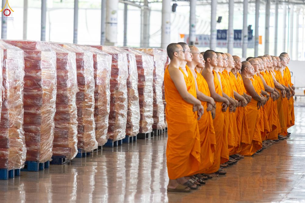 ภาพ No.322205:วันที่ 14 เมษายน พ.ศ.2569 การเตรียมกล่องไทยธรรม วันสุดท้าย เพื่องานถวายมหาสังฆทาน 40,000 กว่าวัดทั่วประเทศ วันคุ้มครองโลก 22 เมษายน พ.ศ.2569 วัดพระธรรมกาย