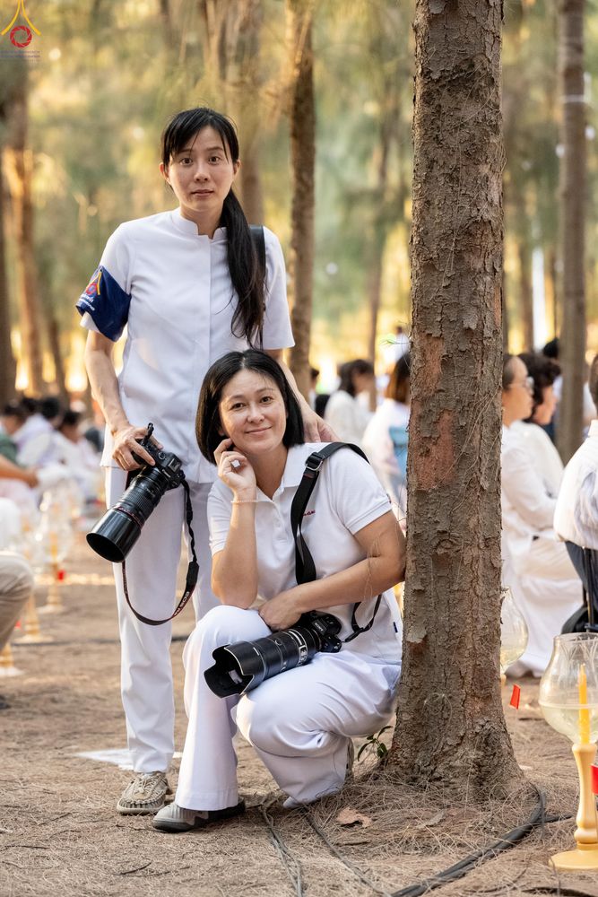 ภาพ No.301440:ภาพเบื้องหลังอาสาสมัครรวมใจ ชุดที่ 4 ในโครงการธรรมยาตรา กตัญญูบูชา มหาปูชนียาจารย์ พระมงคลเทพมุนี(สด จนฺทสโร) พระผู้ปราบมาร อนุสรณ์สถาน 7 แห่ง ปีที่ 14