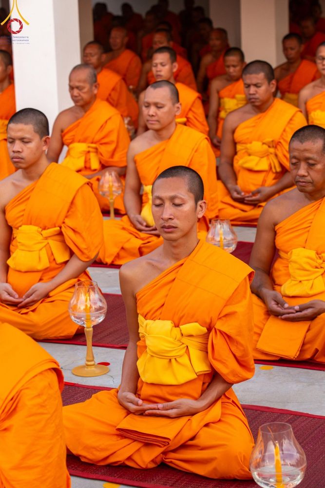 ภาพ No.201624:พิธีจุดประทีปถวายเป็นพุทธบูชา และบูชาธรรมมหาปูชนียาจารย์ ณ อาคารธรรมยาตรา กตัญญูบูชามหาปูชนียาจารย์ ตรงข้ามวัดปากน้ำภาษีเจริญ จ.กรุงเทพมหานคร ในโครงการธรรมยาตรา กตัญญูบูชา มหาปูชนียาจารย์ พระมงคลเทพมุนี(สด จนฺทสโร) พระผู้ปราบมาร อนุสรณ์สถาน 7 แห่ง